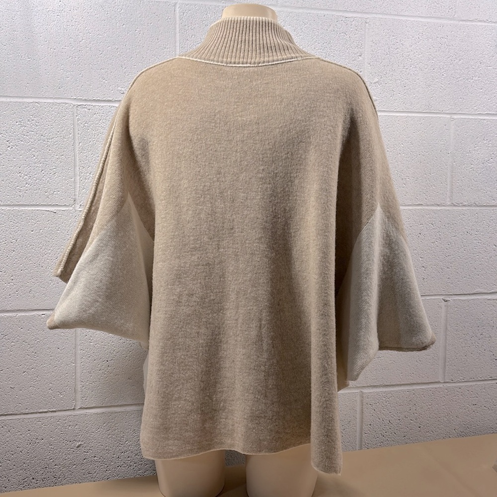 Double Sided Beige and Cream Women's batwing Sweater - Picture 4 of 6
